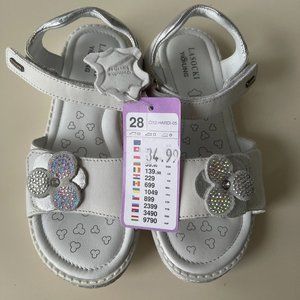 Kids' sandals